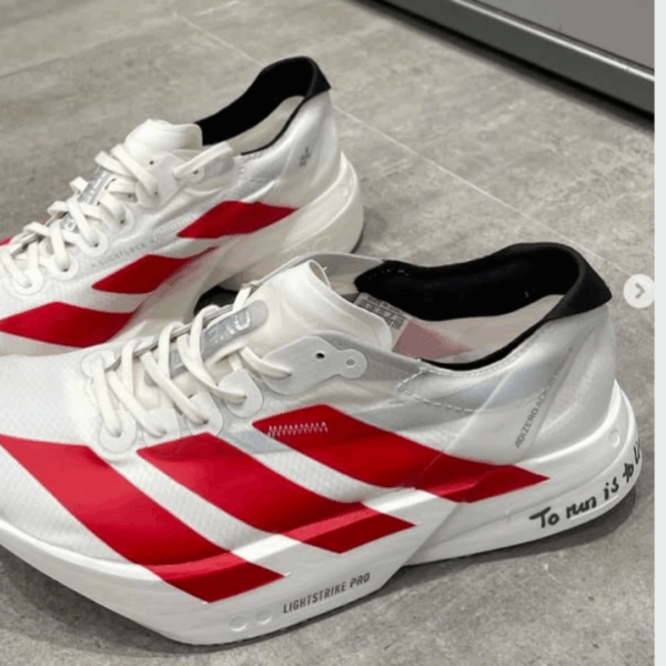 Adizero Adios Pro 4 W – branco/vermelho
