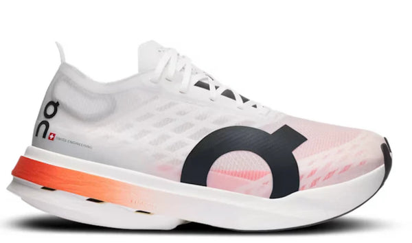 Tênis ON Running Cloudboom Strike White | Black