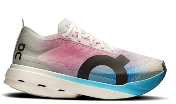 Tênis ON Running Cloudboom Strike White | Horizon