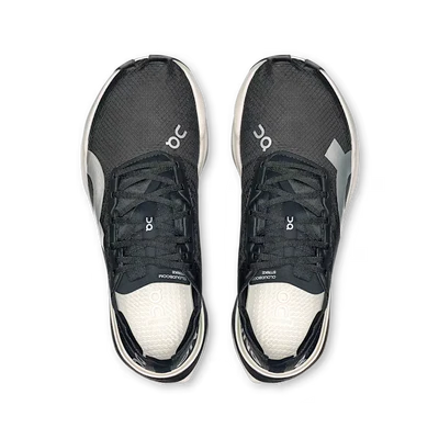 Tênis ON Running Cloudboom Strike Black | White